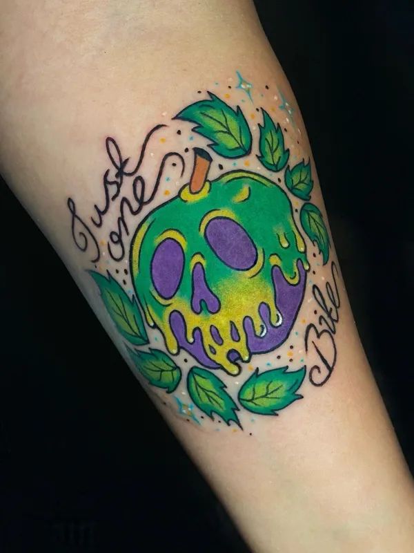 color illustrative Tatuaggio su forearm #57796 | Tatuatore Cervena Fox