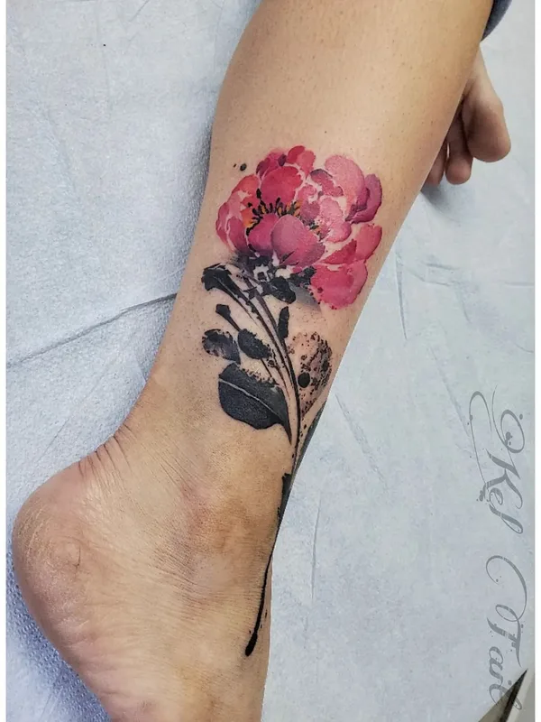 female color watercolor Tatuaggio su leg #57817 | Tatuatore Kel Tait