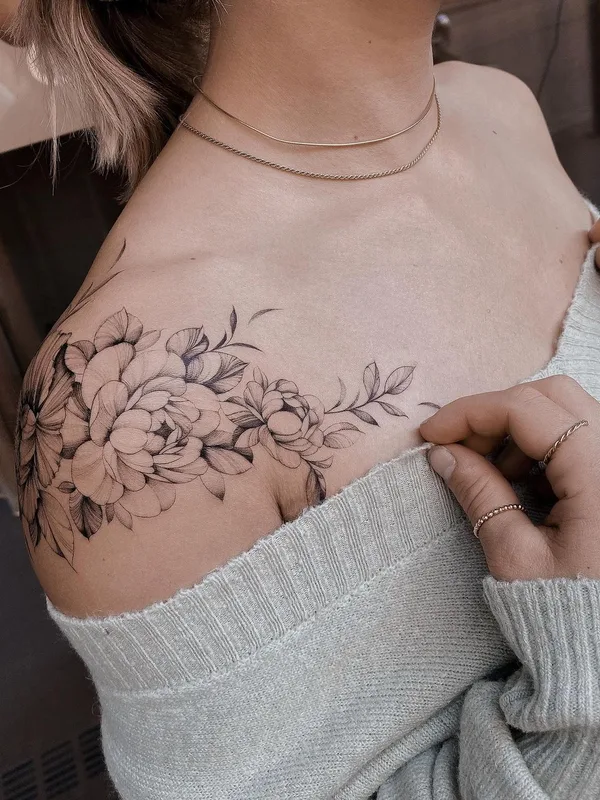 female black botanic, fineline tattoo on shoulder #57859 | Tattoo Artist Nicazky