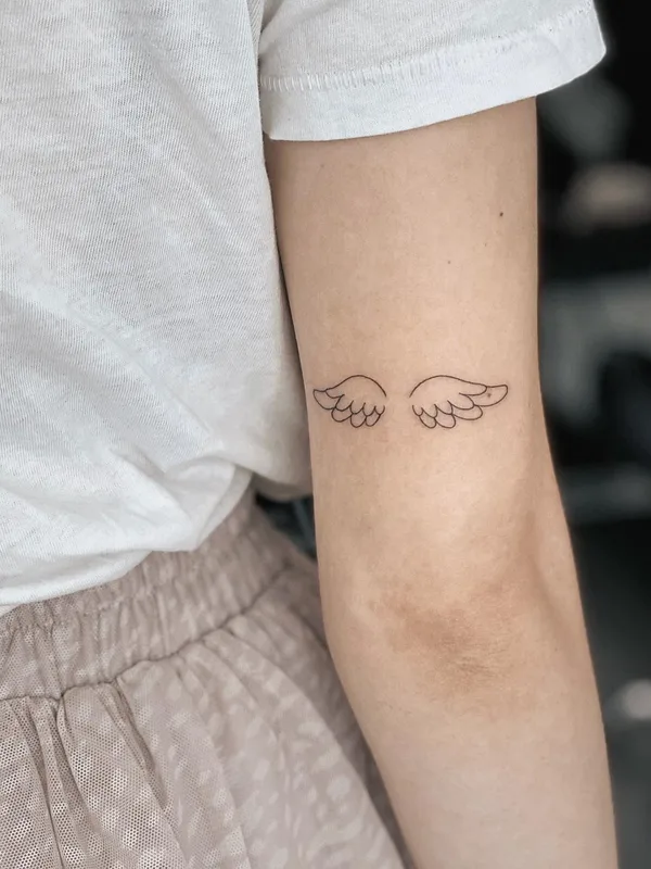 black fineline 纹身 在 forearm #58018 | 纹身师 Inkany