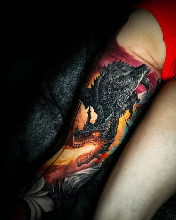 Реализм Dragon, Sunset tattoo на Полный рукав