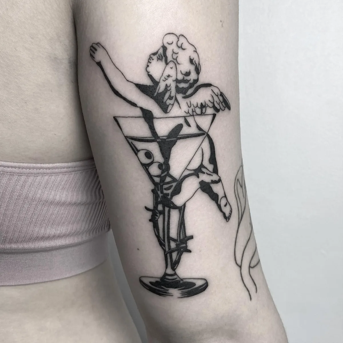 Artista de tattoo Levi Cherry