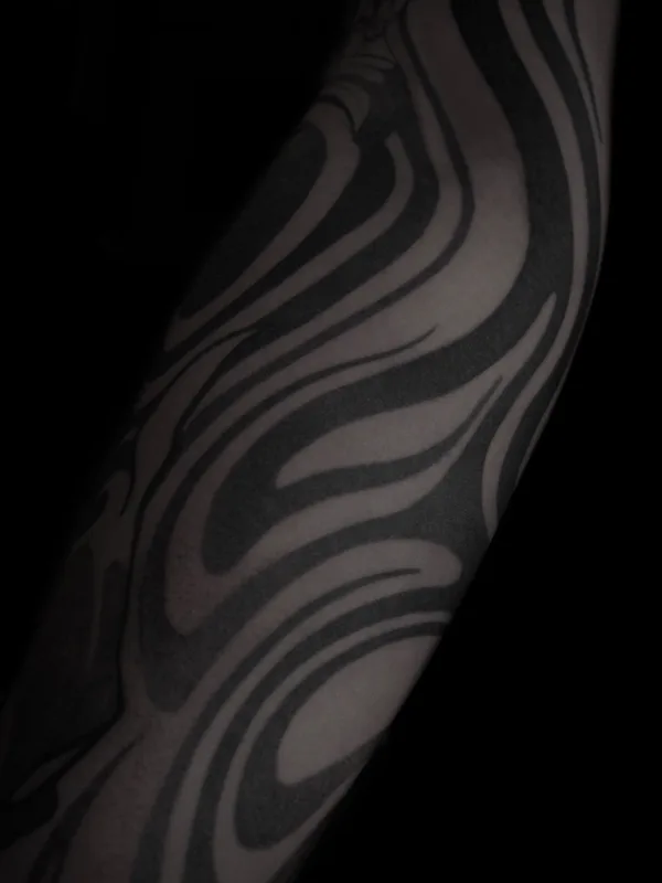 black blackwork татуировка на forearm #72520 | Тату мастер baaad.ink