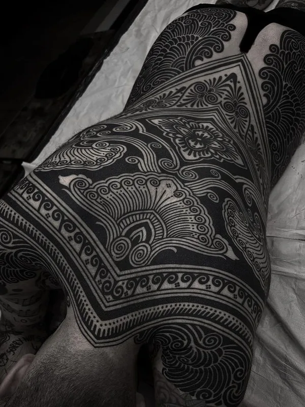 black blackwork tattoo on full back #72707 | Tattoo Artist ARTURO TEROL