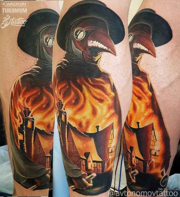 Реализм Plague doctor, Fire tattoo на Икра