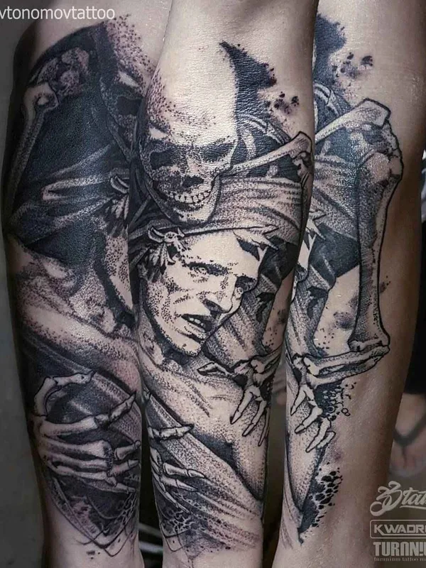 black and grey black and grey tattoo auf forearm #1553 | Tätowierer Антон Автономов