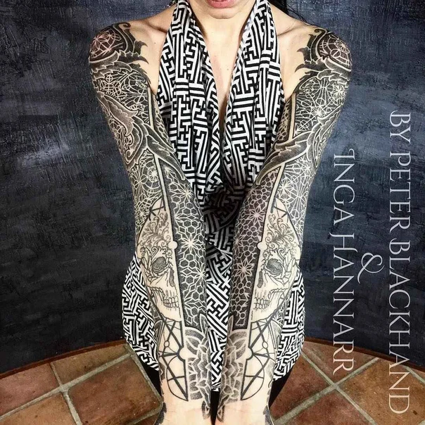 Blackwork Skull, Geometric tattoo on Full Sleeve