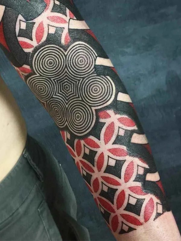 color geometric Tatuagem em full sleeve #11952 | Tatuador Inga Hannarr