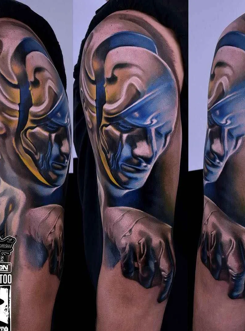 Tatuaggio surreale da TOFI