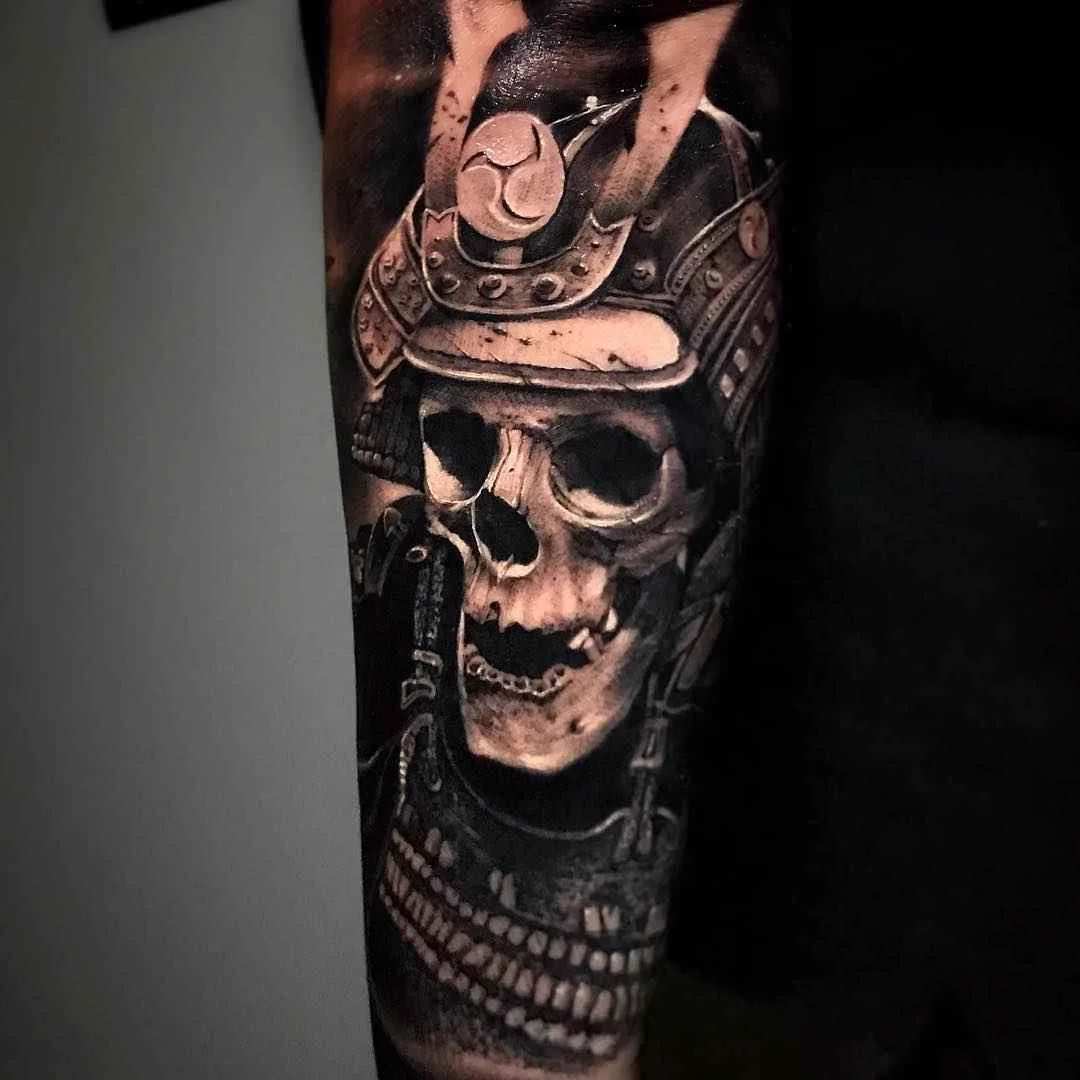 Tatuista Hugo Fiest tatuagens coloridas e preto e branco realistas | Tattoo artist Hugo Fiest color black&grey realistic tattoo