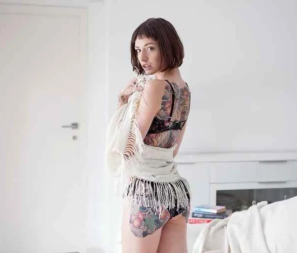 tattoo #12620 | Tätowierungsmodell Lauren Fernandez