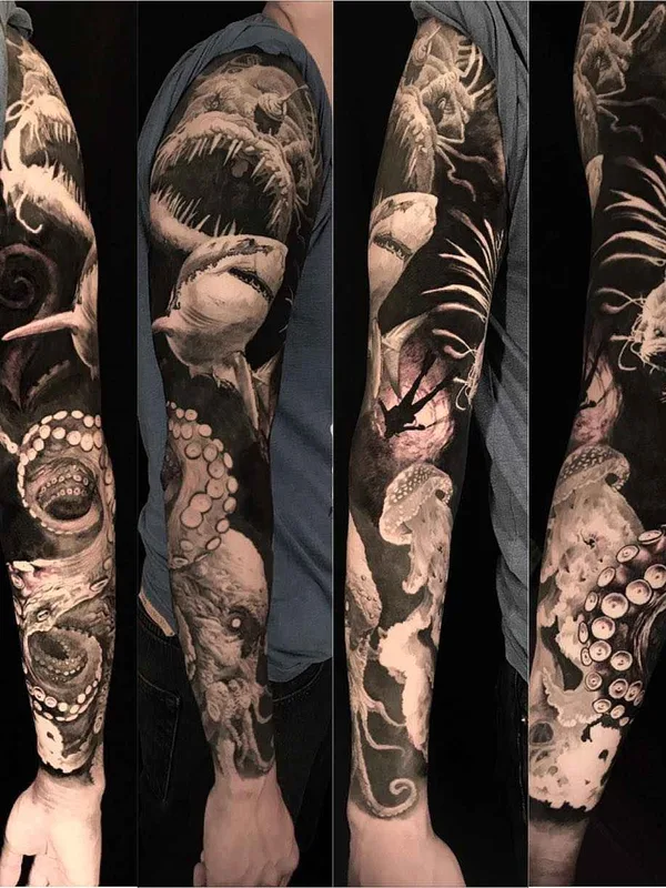 black and grey blackwork Tatuaggio su full sleeve #12083 | Tatuatore Deran Hall