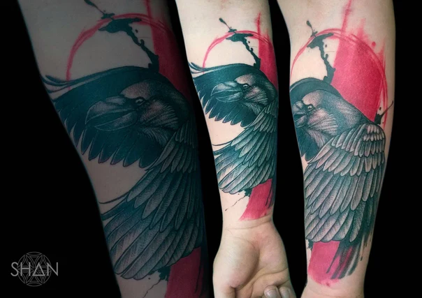 Иллюстративная Raven, Abstract tattoo на Предплечье