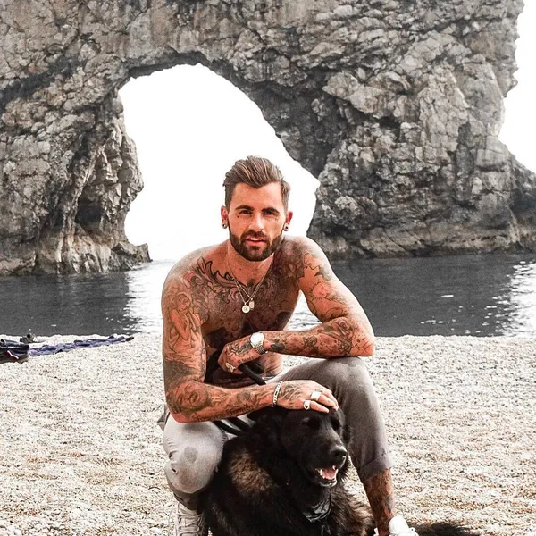 타투 #23757 | 타투 모델 Chris Perceval