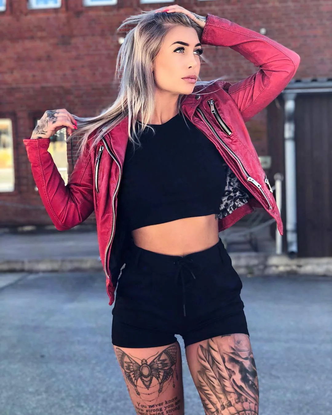 Tattooed model Jessica Rosen, alternative photo model, girl with tattoo | Sweden