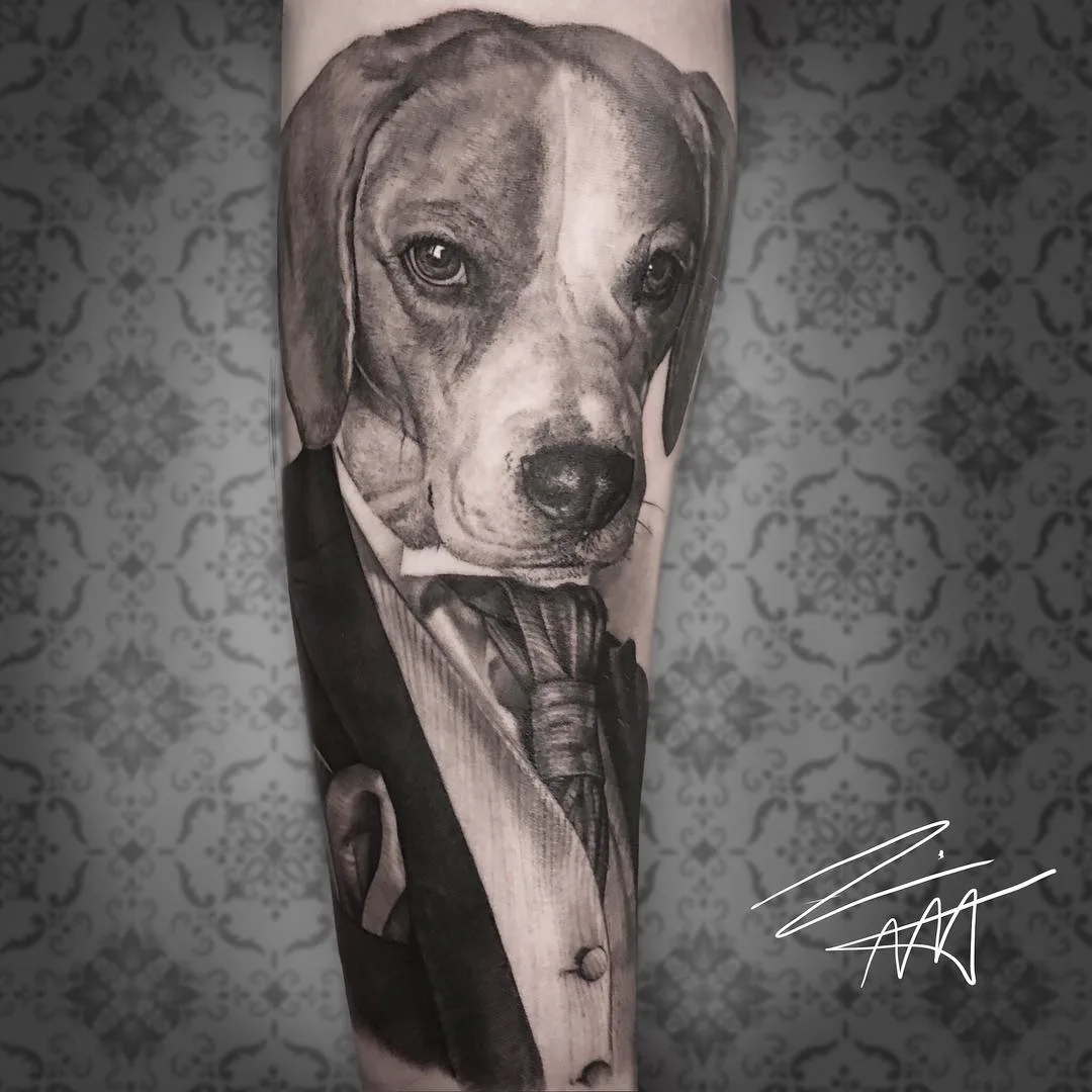 Artista del tatuaggio Matteo Pasqualin, ritratto in nero e grigio realistico | Italia