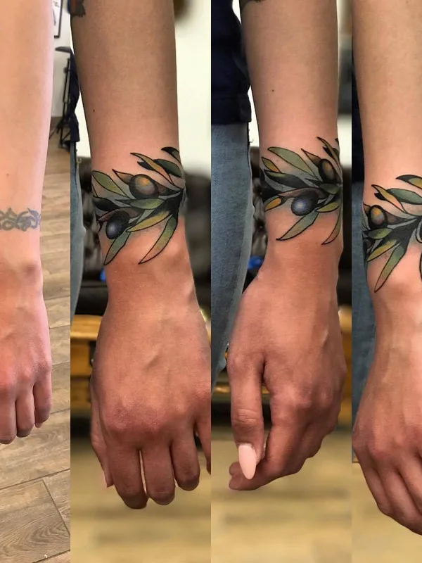 female color botanic Tatuaggio su wrist #22924 | Tatuatore Dima Inmirrioi