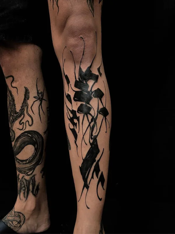 black blackwork Tatuagem em calf #23608 | Tatuador Gordon Lettuce