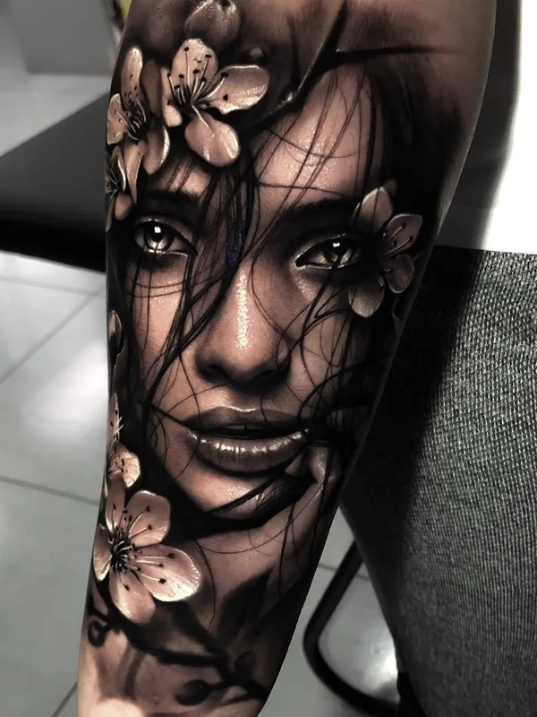 female black and grey realism татуировка на forearm #23325 | Тату мастер Samurai Standoff