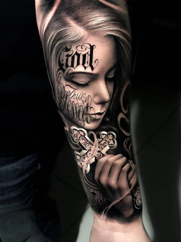 female black and grey black and grey татуировка на forearm #23326 | Тату мастер Samurai Standoff