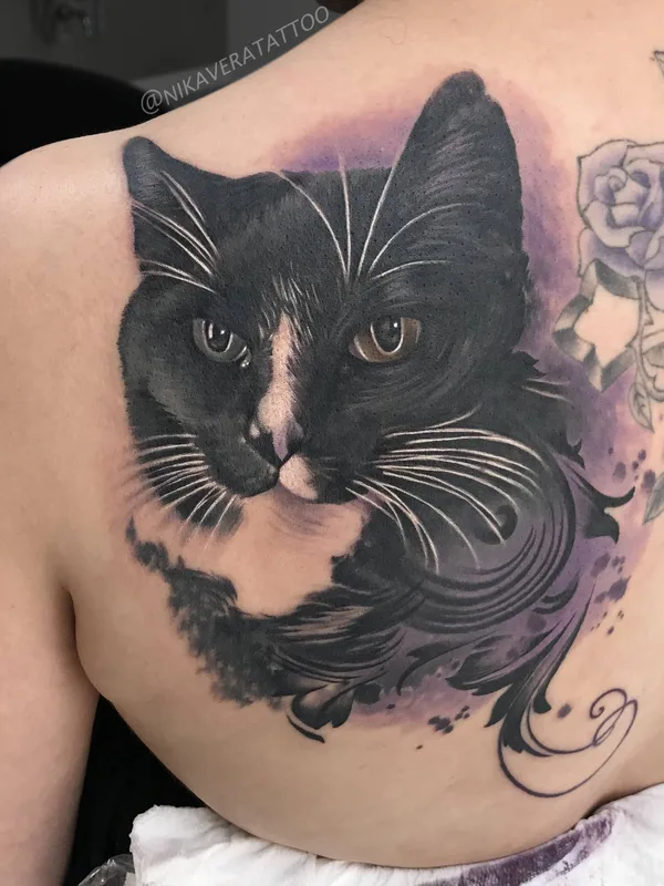 black and grey realism 纹身 在 shoulder blade #23488 | 纹身师 Nika Ya
