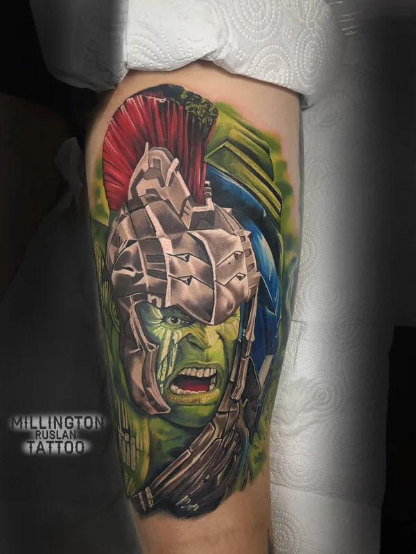 color realism 纹身 在 thigh #22711 | 纹身师 Ruslan Millington