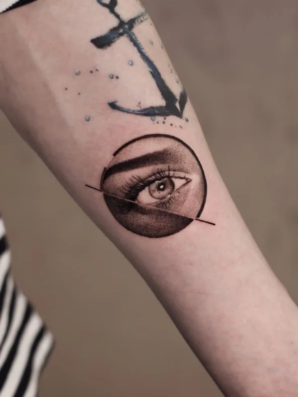 black and grey black and grey 纹身 在 forearm #37160 | 纹身师 Horror Tattoo