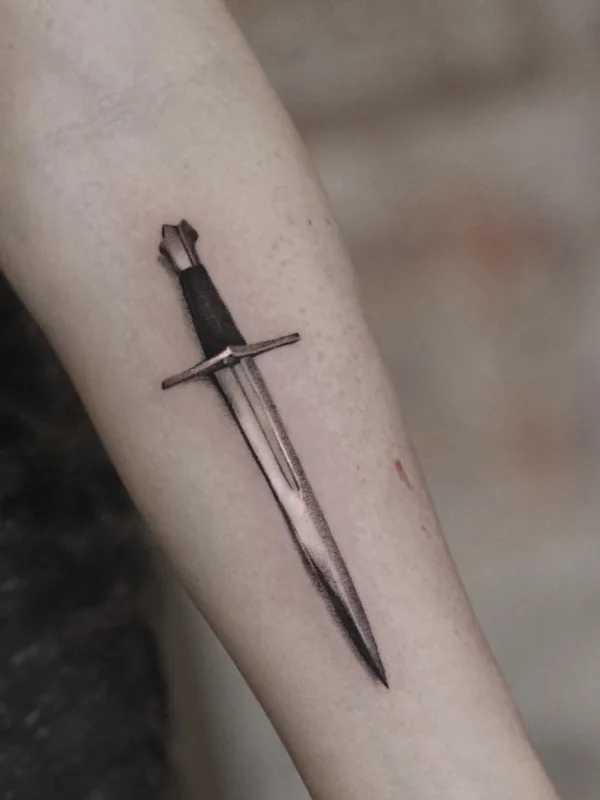 black and grey black and grey 纹身 在 forearm #37159 | 纹身师 Horror Tattoo