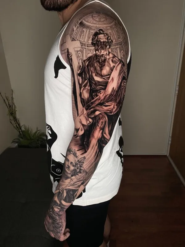 male black and grey realism tattoo auf full sleeve #41900 | Tätowierer Christina Choi