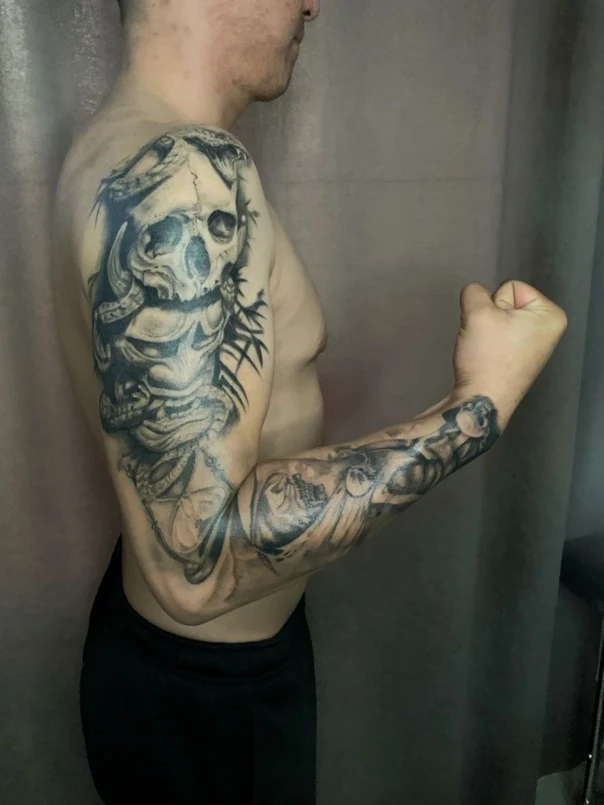 Реализм Skull, Snake tattoo на Полный рукав