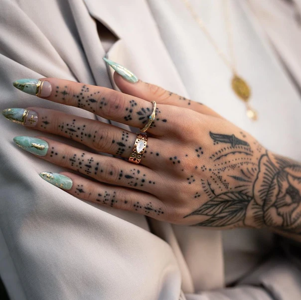 Dotwork Geometric, Floral tattoo on Hand