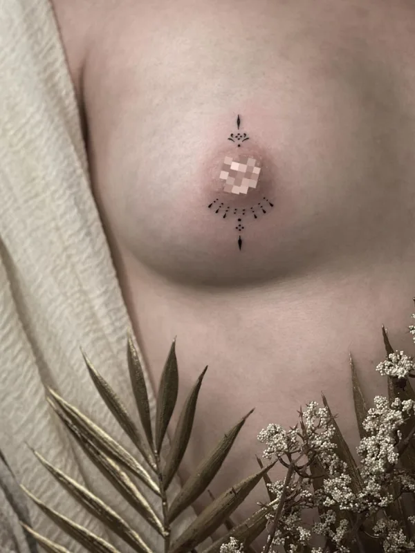 female black fineline Tatuaggio su chest #41968 | Tatuatore Blum