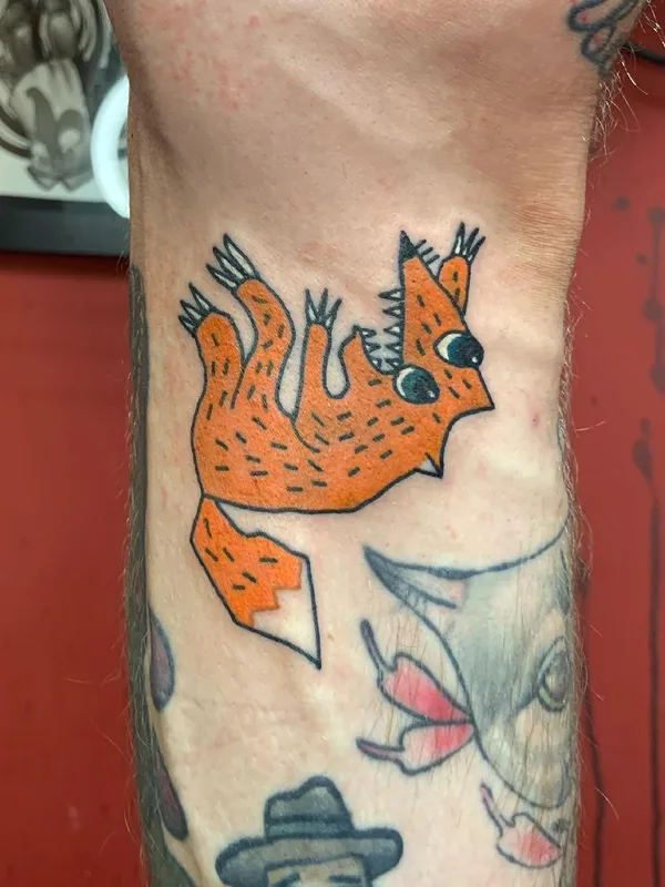 color cartoon tattoo auf forearm #58159 | Tätowierer Denxku