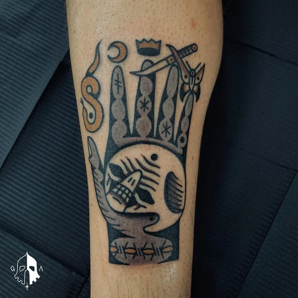 Neo Traditional Hand, Skull tattoo on Calf