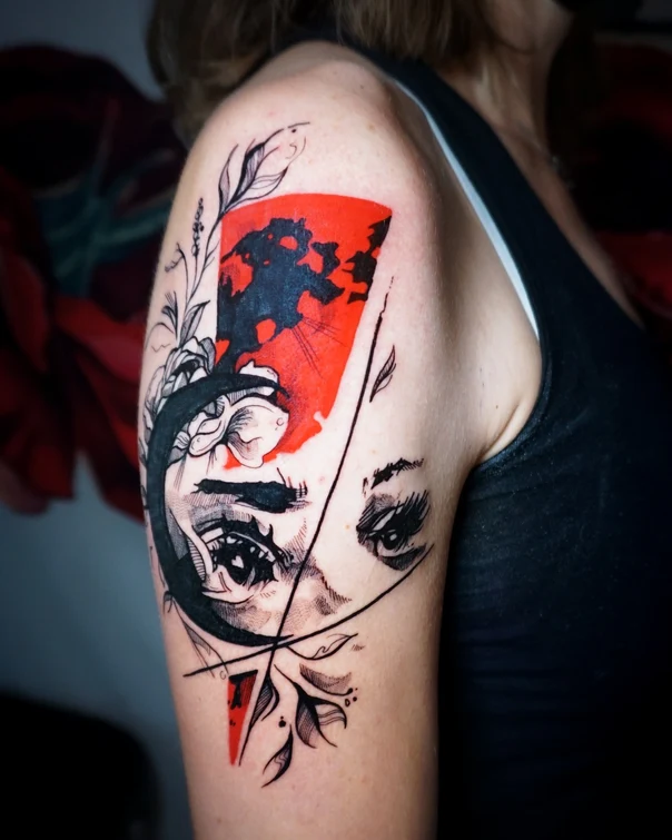Sketch Eyes, Flowers tattoo on Shoulder