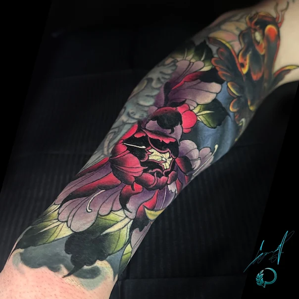 Японская Flower, Koi tattoo на Предплечье
