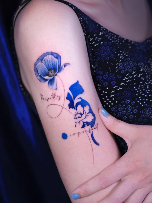 female color illustrative tatuaje en upper arm #72991 | Tatuador Tatuaggi di porcellana