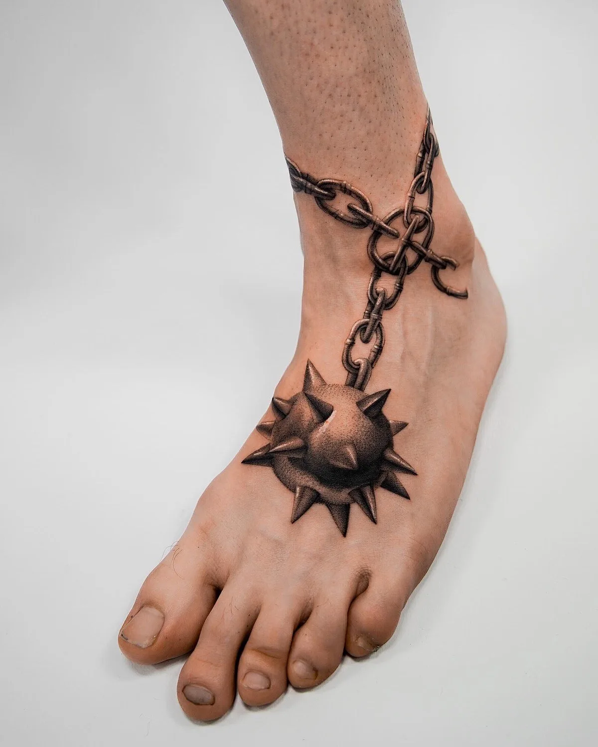 Tattoo artist Delphin Musquet