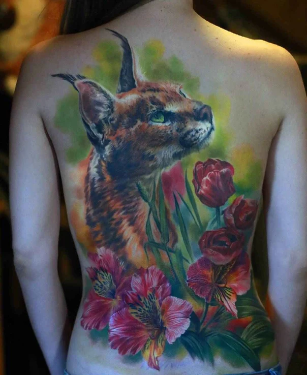 Реализм Animal, Botanic tattoo на Спина (полная)