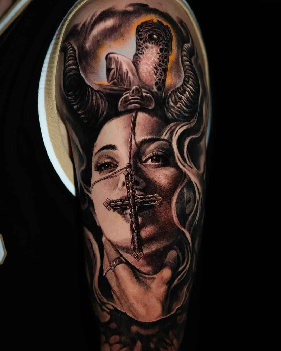 Qtattoo (Dongkyu Lee) realism tattoo artist | Qtattoo (Dongkyu Lee) тату реализм