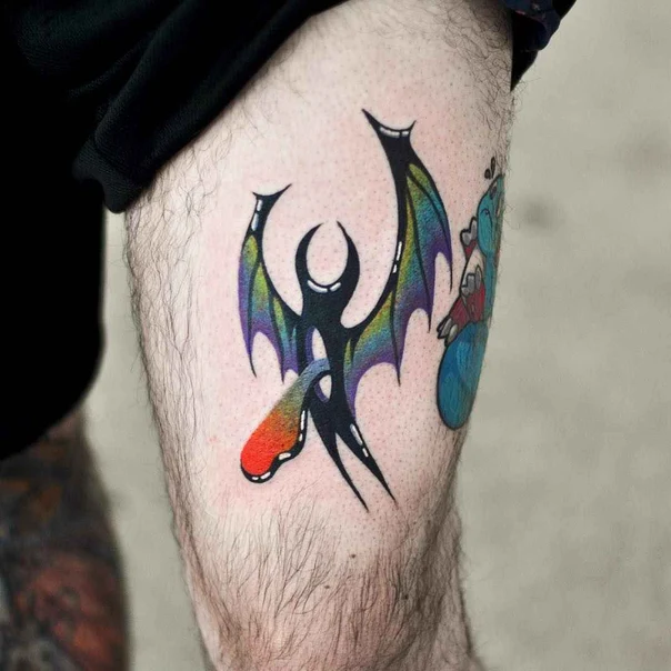 New School Abstract, Wings tattoo on Thigh