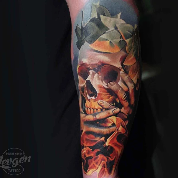 Realism Skull, Hands tattoo on Forearm