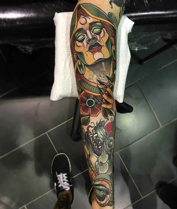 Neo Traditional Woman, Wolf tattoo on Full Sleeve