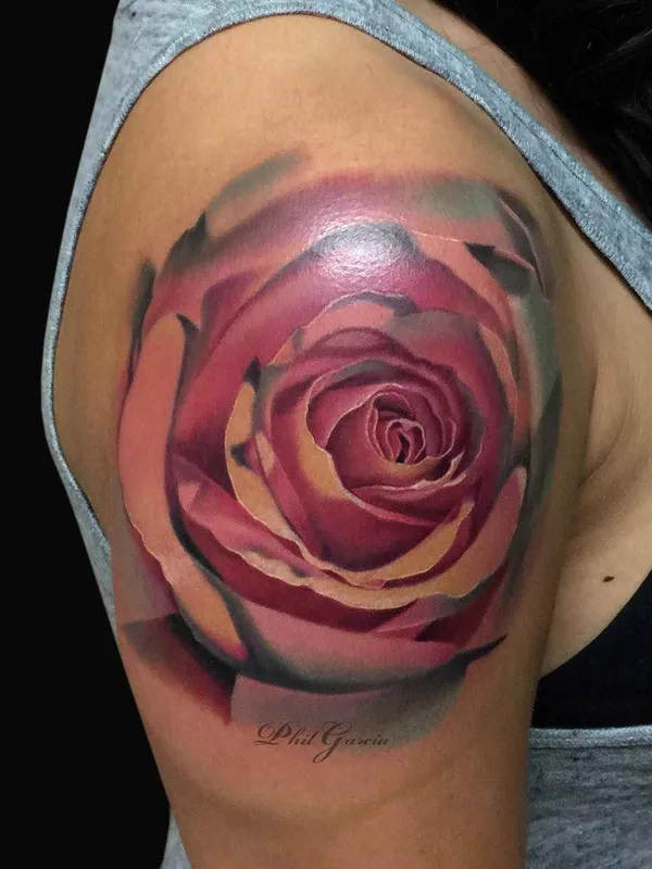 female color realism 纹身 在 shoulder #2672 | 纹身师 Phil Garcia