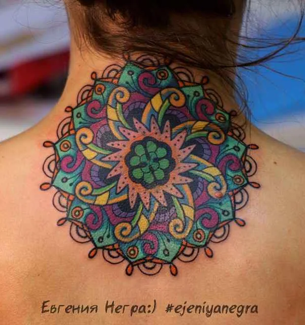 female color mandala Tatuaggio su back of neck #13258 | Tatuatore Евгения Негра