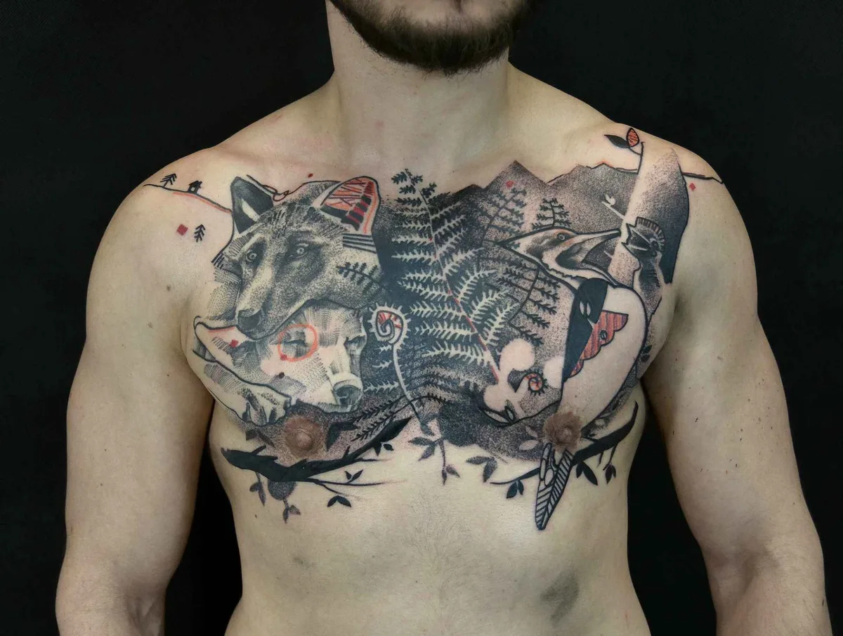Artista di tatuaggi Katarzyna Krutak crea un tatuaggio a colori astratto