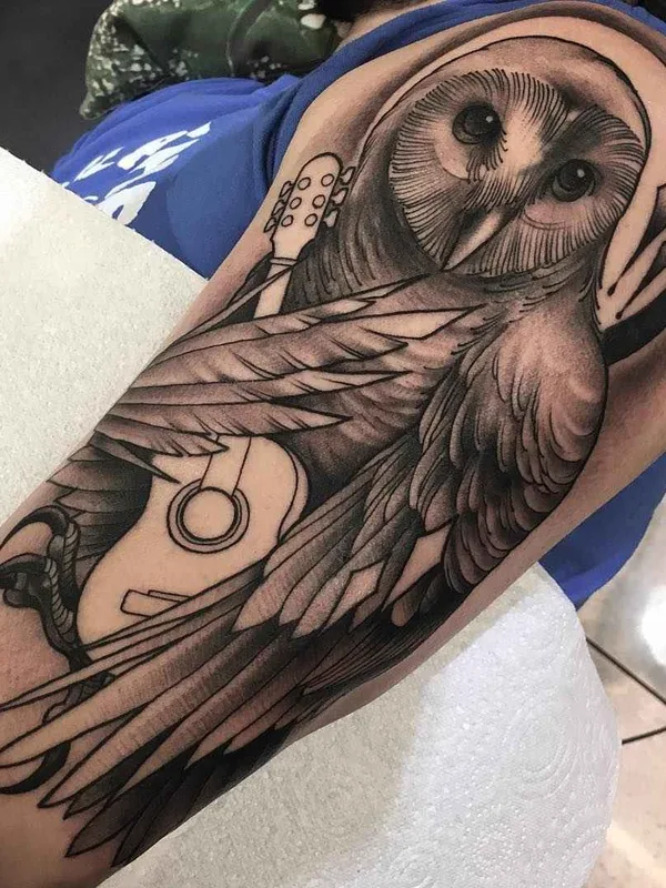 black and grey black and grey Tatuagem em upper arm #13241 | Tatuador Jason James Smith