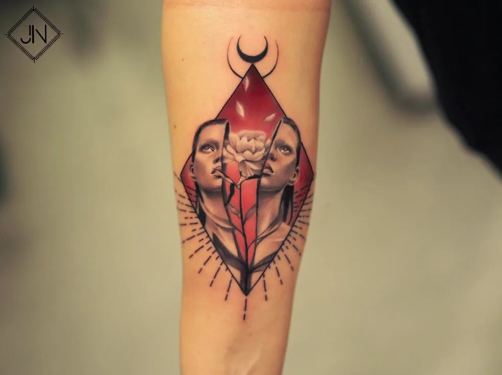 tattoo artist Jefree Naderali color tattoo realism minimalism graphic Turkey