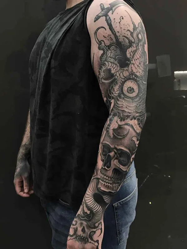 male black and grey black and grey Tatuaggio su full sleeve #13282 | Tatuatore Joao Bosco