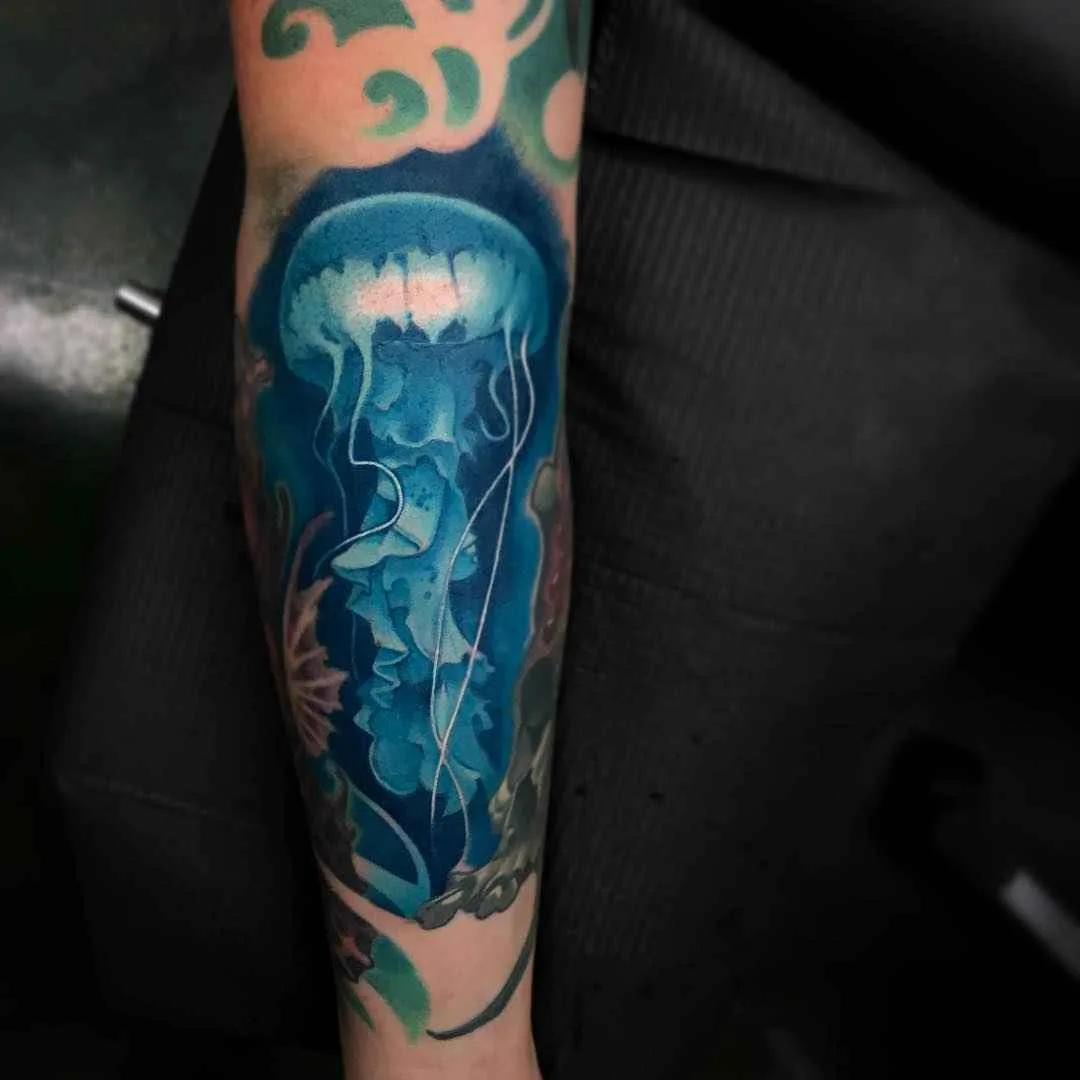 Tattoo artist Timmy B neo traditional, new school tattoo